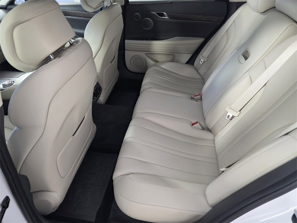 Used 2021 Genesis G80 2.5T w/ Advanced Package image 14