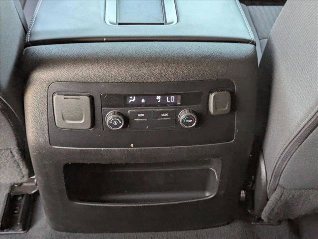 Used 2020 GMC Yukon SLE w/ Convenience Package RWD image 17