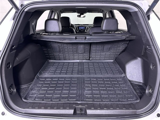 Used 2024 Chevrolet Equinox Premier image 27