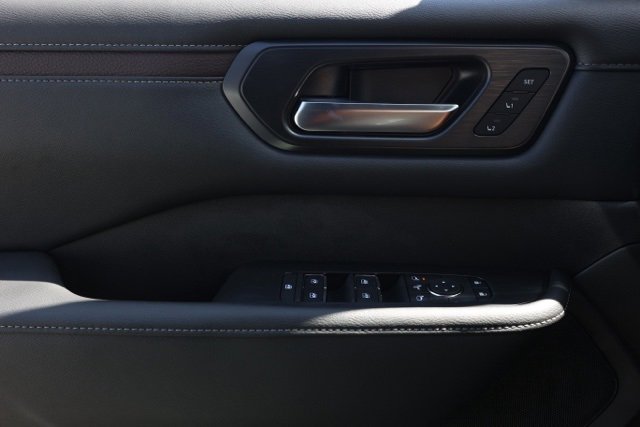 New 2026 Nissan Armada SL image 24