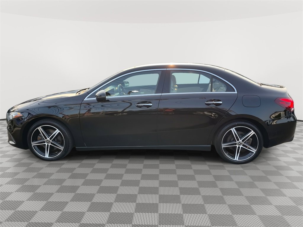 Used 2022 Mercedes-Benz A 220 4MATIC image 4