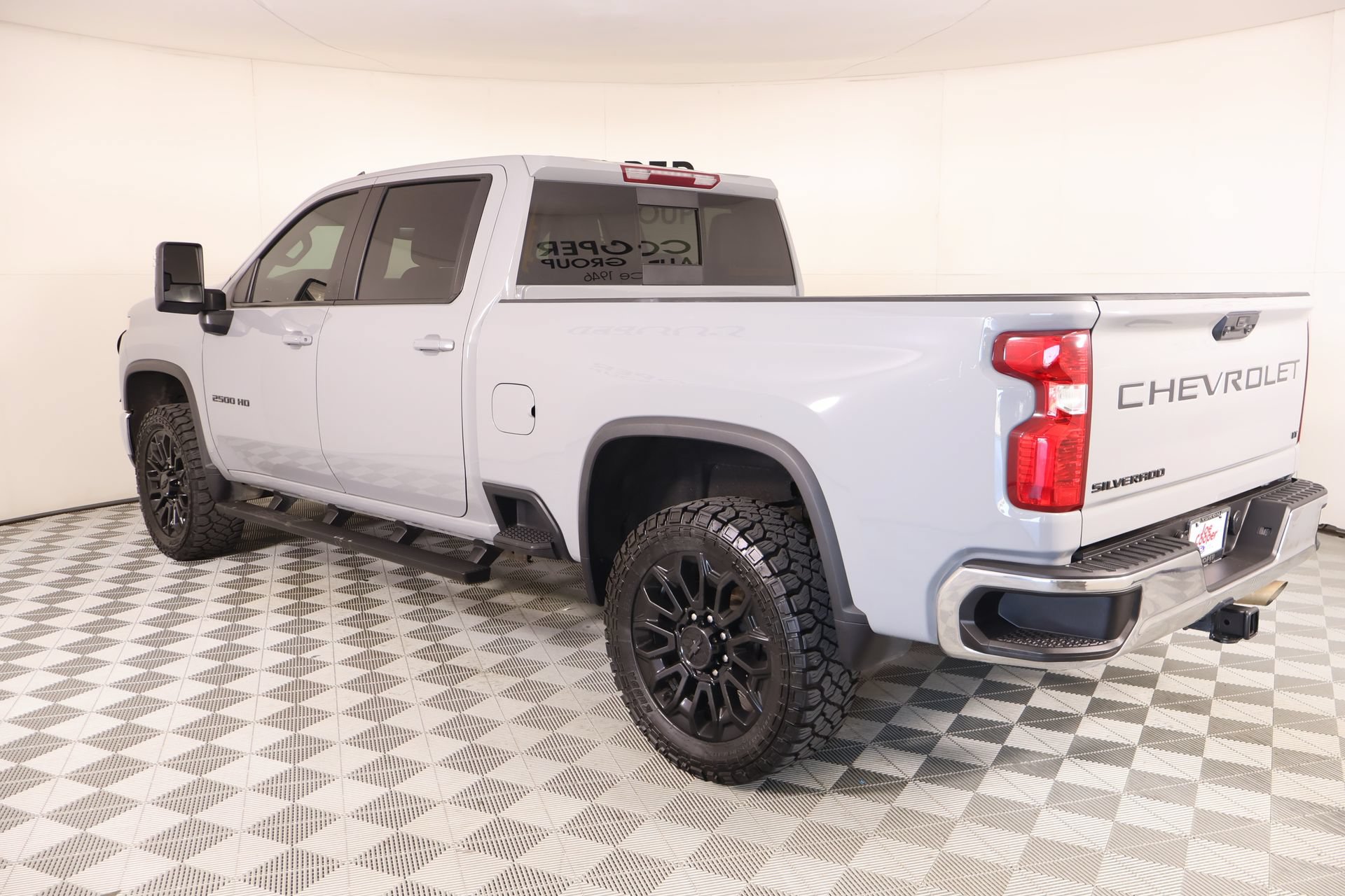 Used 2024 Chevrolet Silverado 2500 LT w/ Convenience Package AWD/4WD image 22