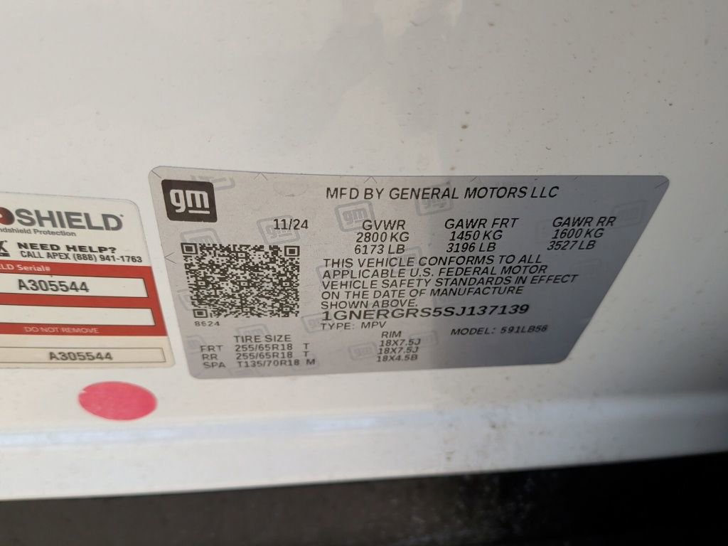 Used 2025 Chevrolet Traverse LT w/ Driver Confidence Package image 49