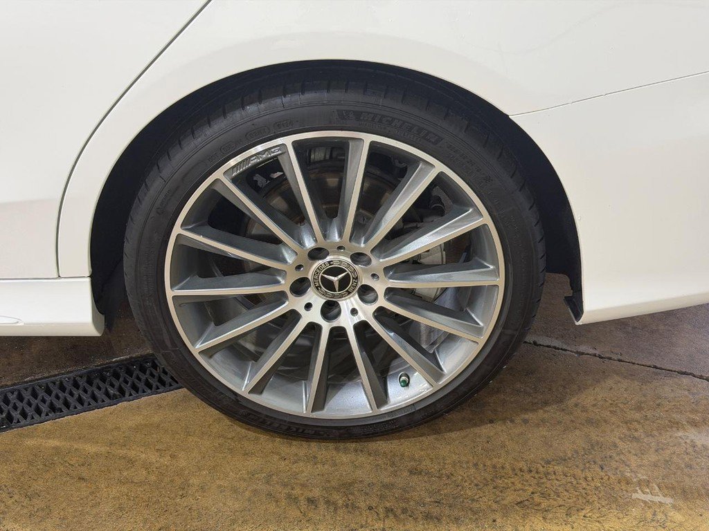 Used 2019 Mercedes-Benz C 300 4MATIC Sedan image 7