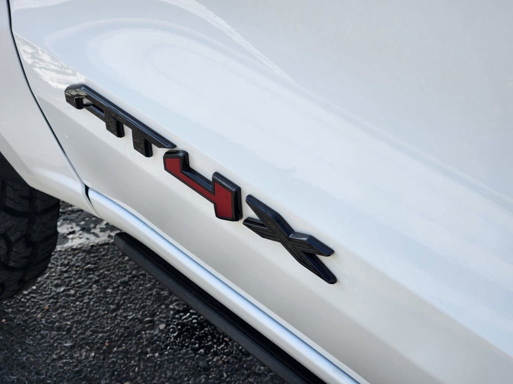 Used 2023 GMC Canyon AT4X image 15