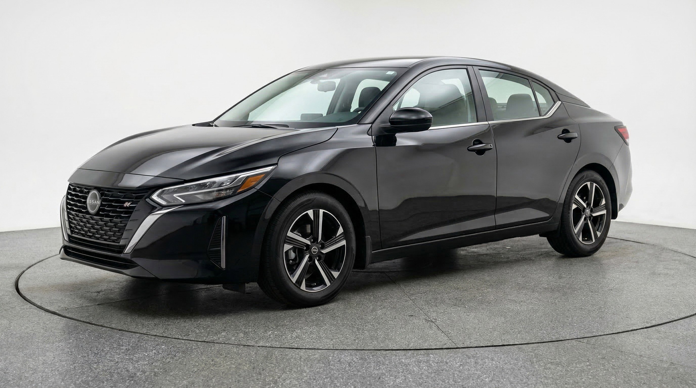 Used 2025 Nissan Sentra SV FWD image 3