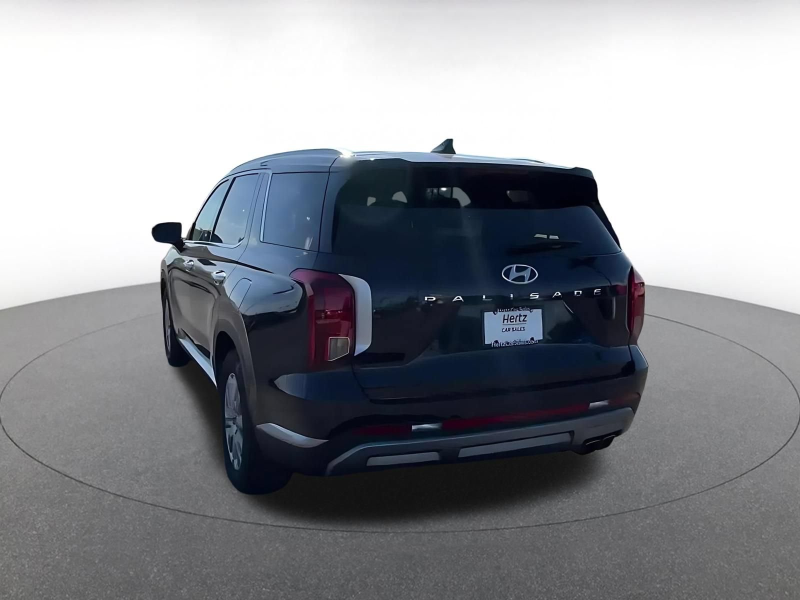 Used 2025 Hyundai Palisade SEL FWD image 11