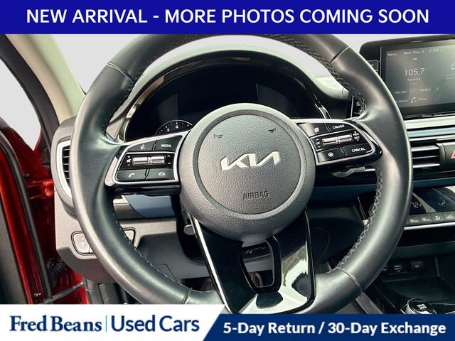 Used 2023 Kia Seltos S AWD/4WD image 16