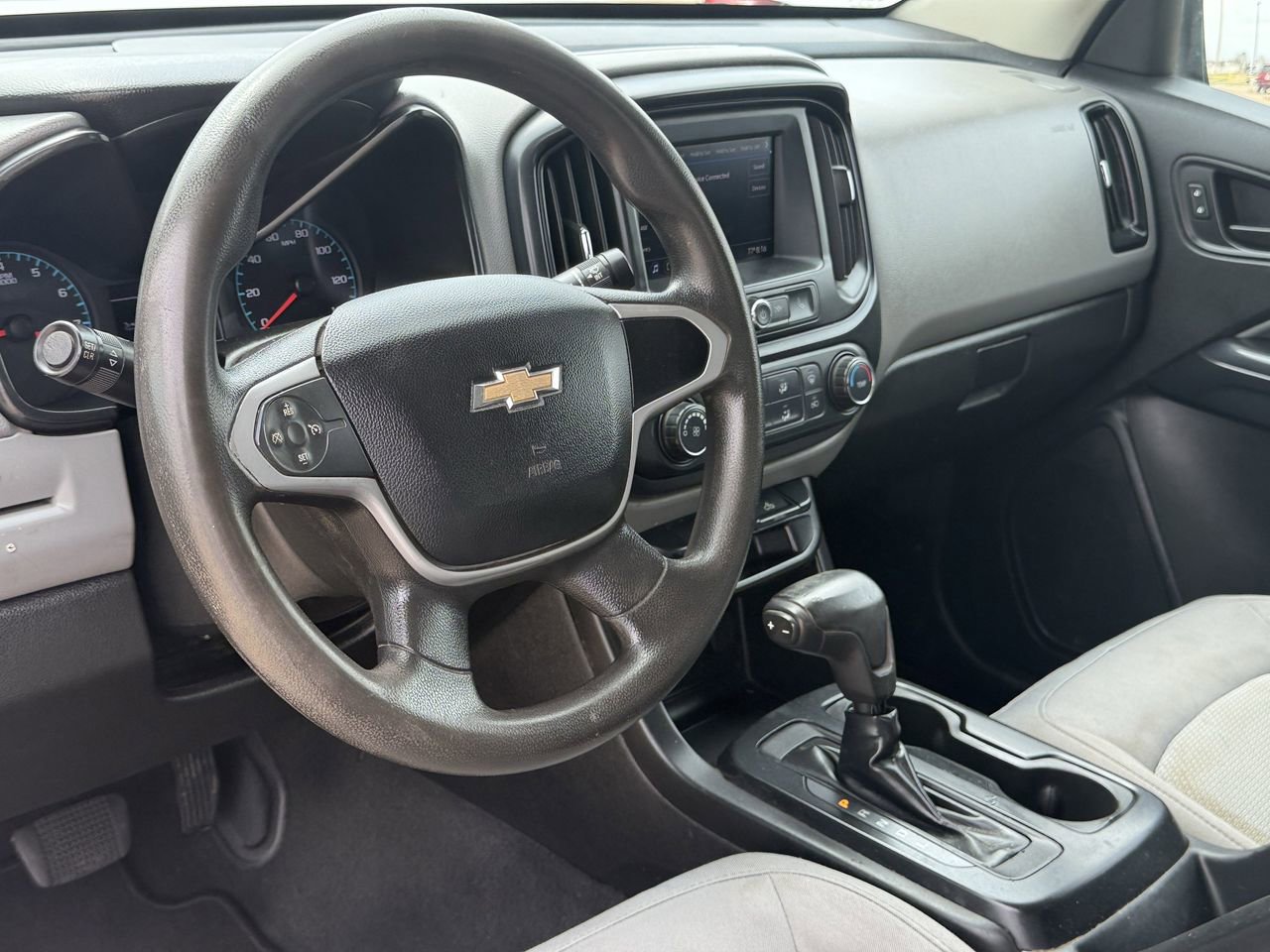 Used 2020 Chevrolet Colorado W/T w/ WT Convenience Package image 11