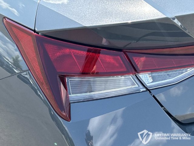 New 2026 Hyundai Elantra SE FWD image 11