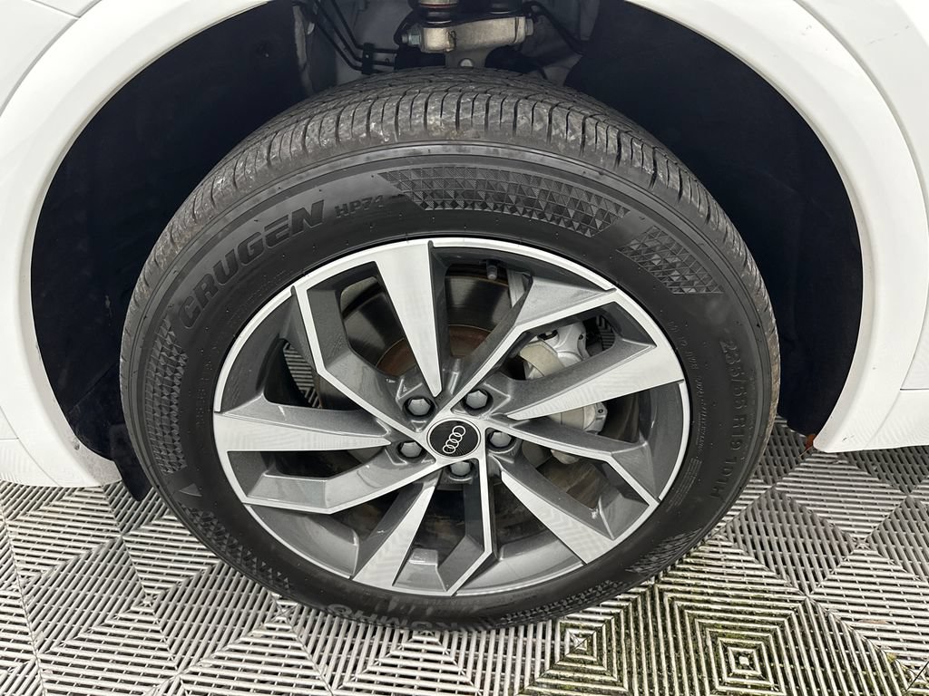 Used 2024 Audi Q5 2.0T Premium Plus AWD/4WD image 13