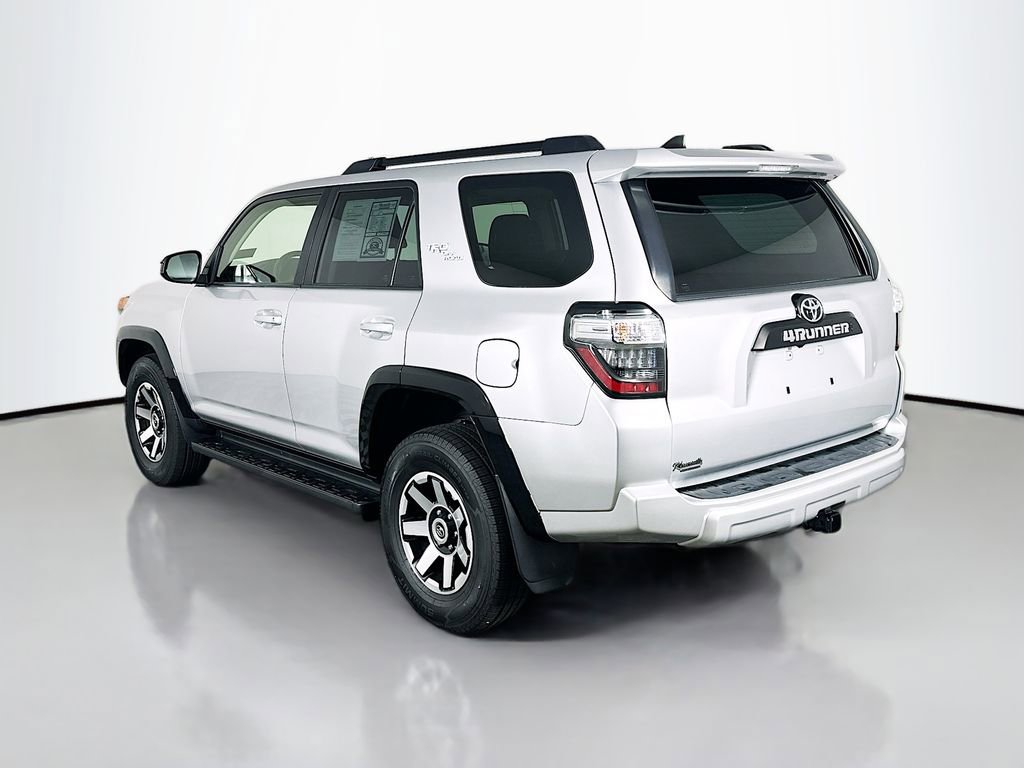 Used 2022 Toyota 4Runner TRD Off-Road AWD/4WD image 5
