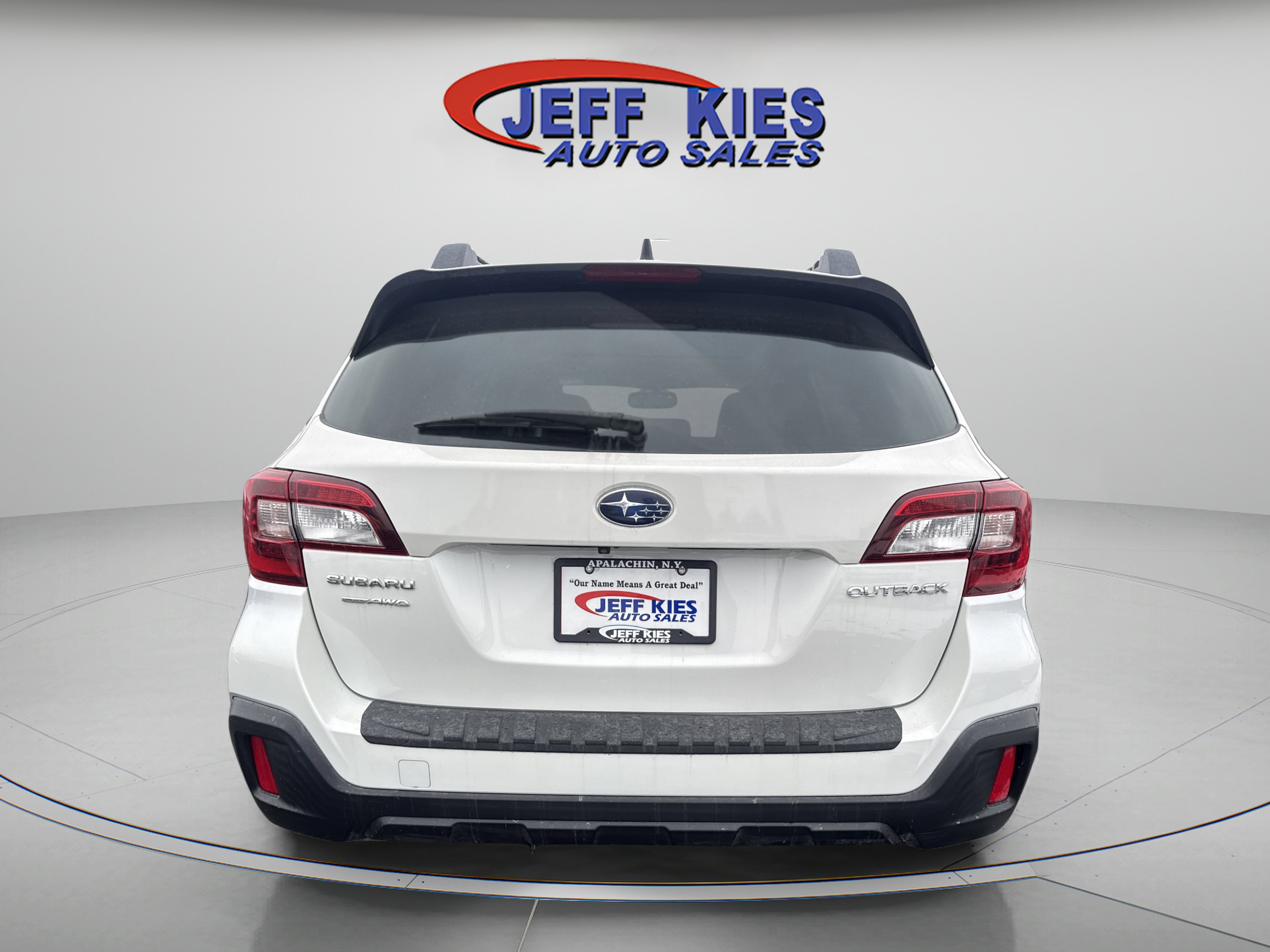 Used 2018 Subaru Outback 2.5i Limited image 6