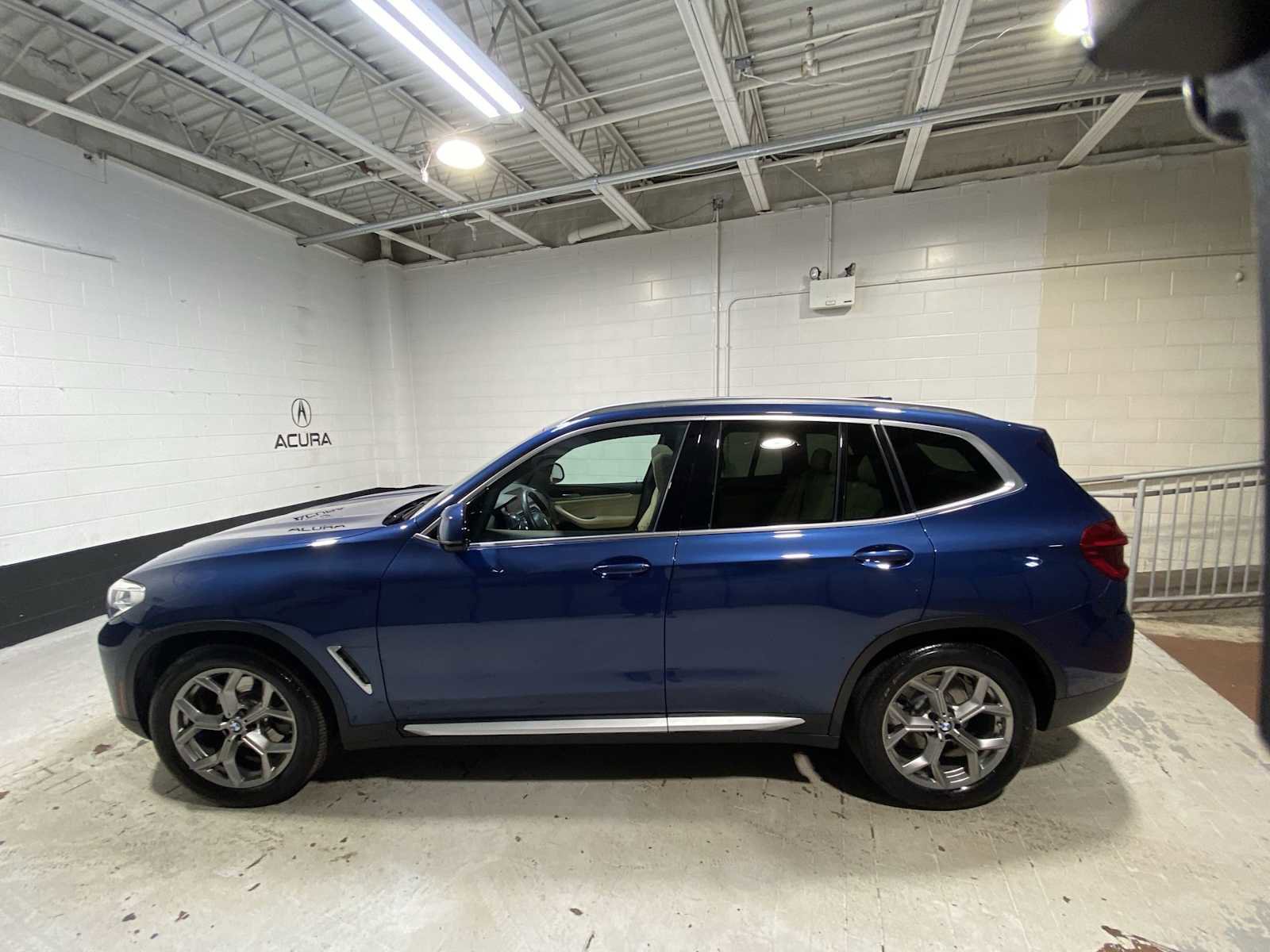 Used 2020 BMW X3 xDrive30i w/ Premium Package image 3