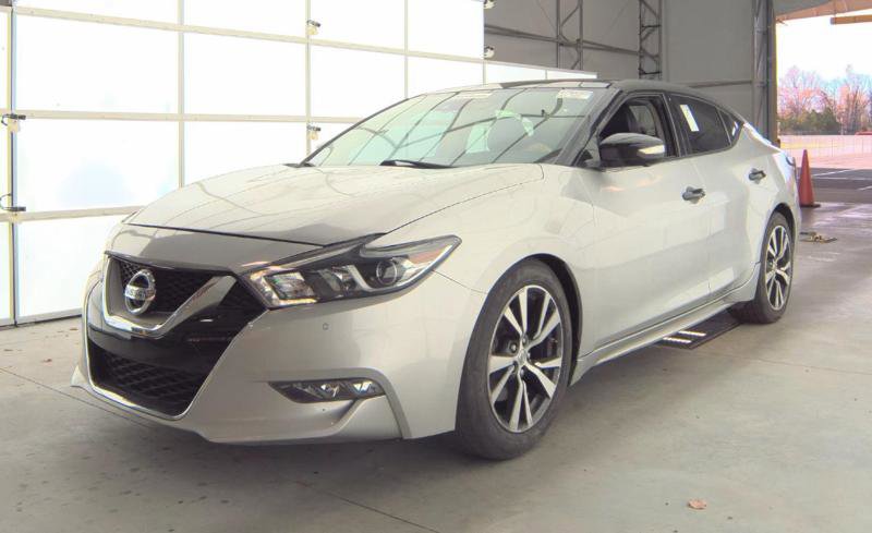 Used 2017 Nissan Maxima Platinum image 3