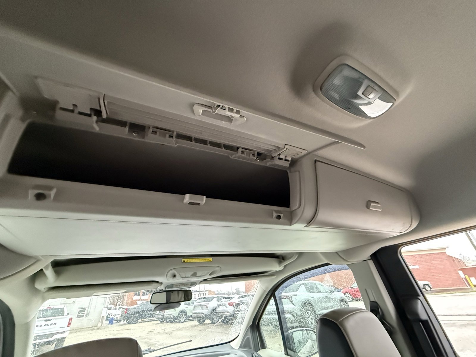 Used 2019 Ford Transit Connect XLT w/ XLT Premium Package image 31