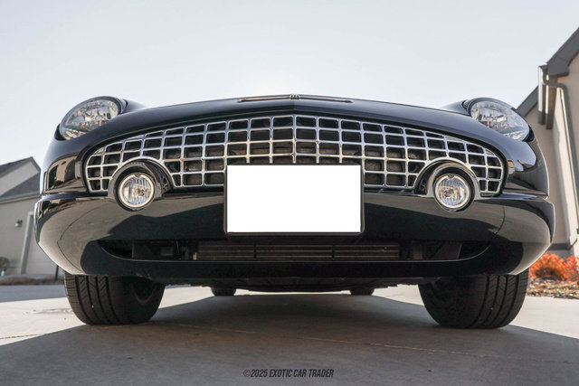 Used 2002 Ford Thunderbird Deluxe image 79