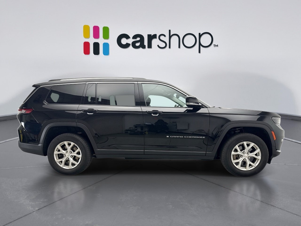 Used 2023 Jeep Grand Cherokee L Limited w/ Trailer Tow Group (B) AWD/4WD image 6