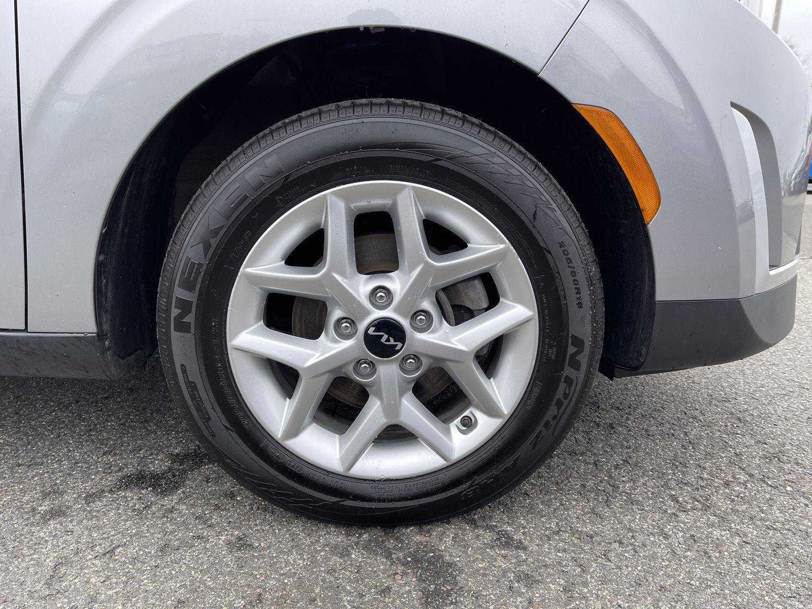 Used 2023 Kia Soul S image 23
