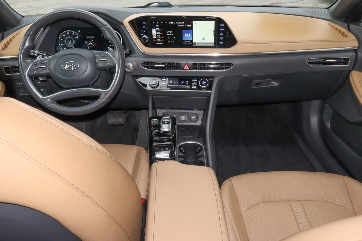 Used 2023 Hyundai Sonata Limited FWD image 11