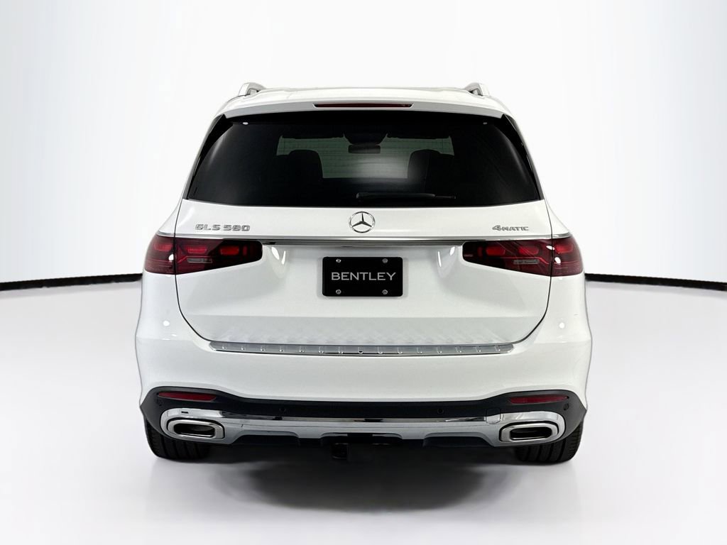 Used 2025 Mercedes-Benz GLS 580 4MATIC image 6