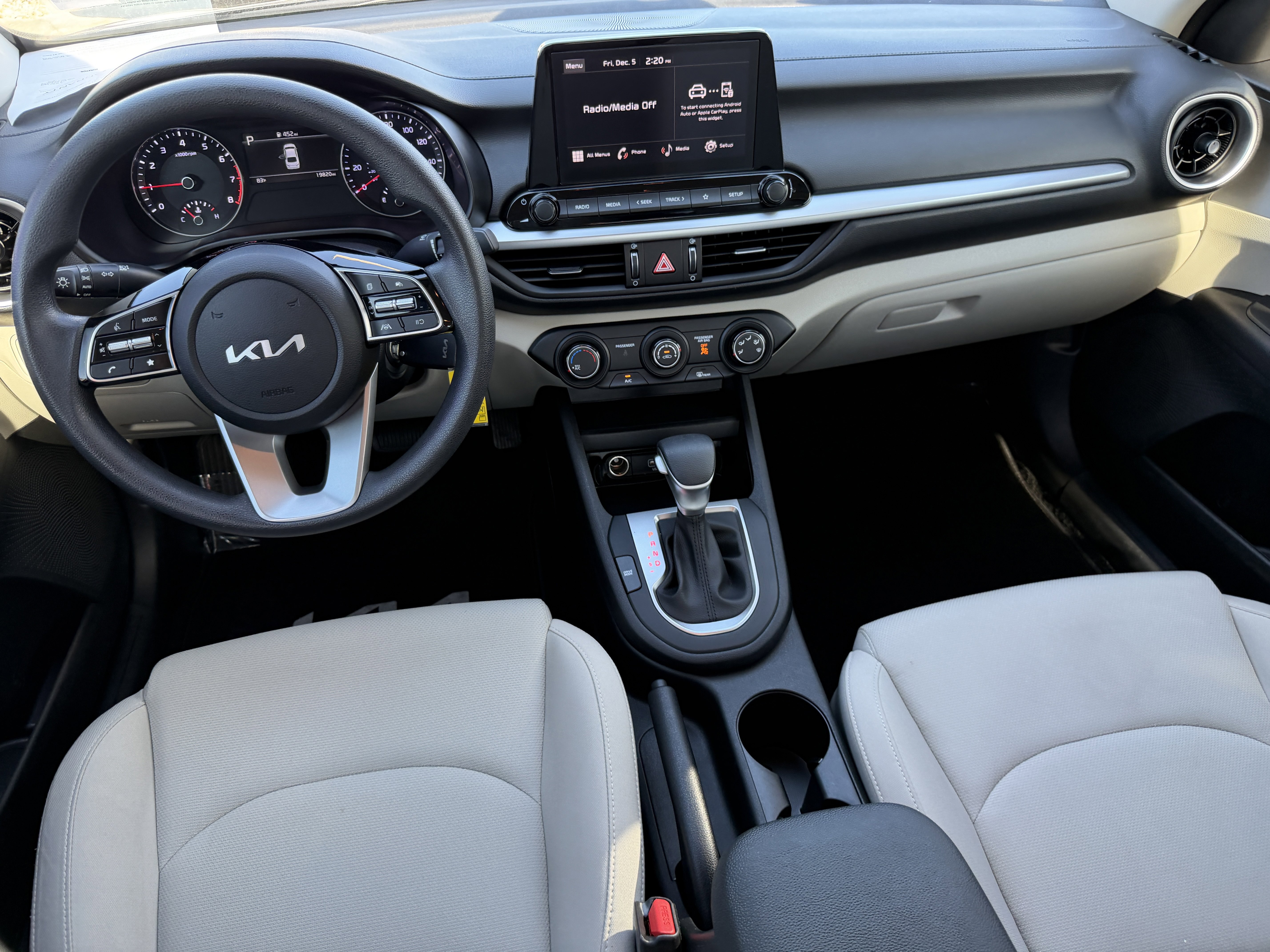 Certified 2023 Kia Forte LXS w/ LXS Technology Package image 12