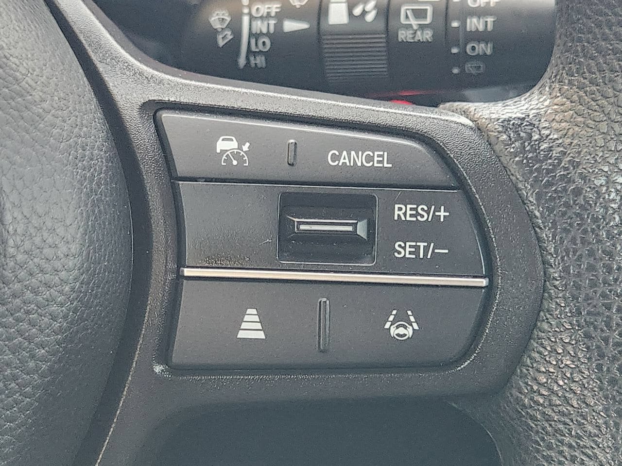 Used 2023 Honda CR-V EX image 28