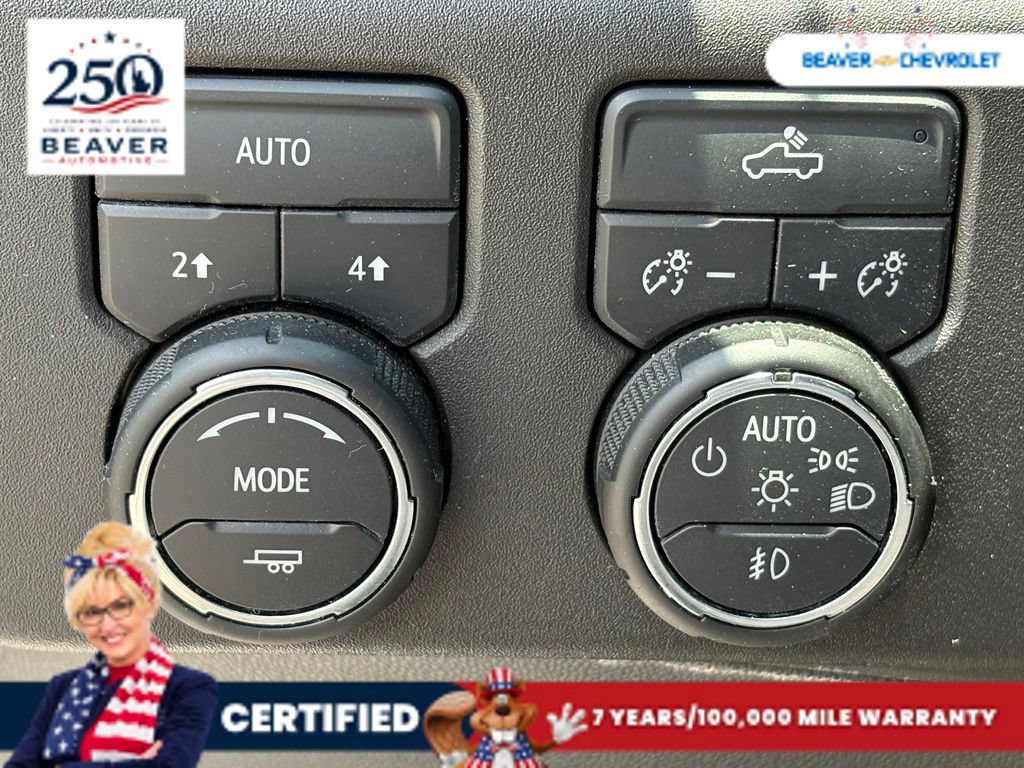 Used 2024 Chevrolet Silverado 1500 RST AWD/4WD image 32