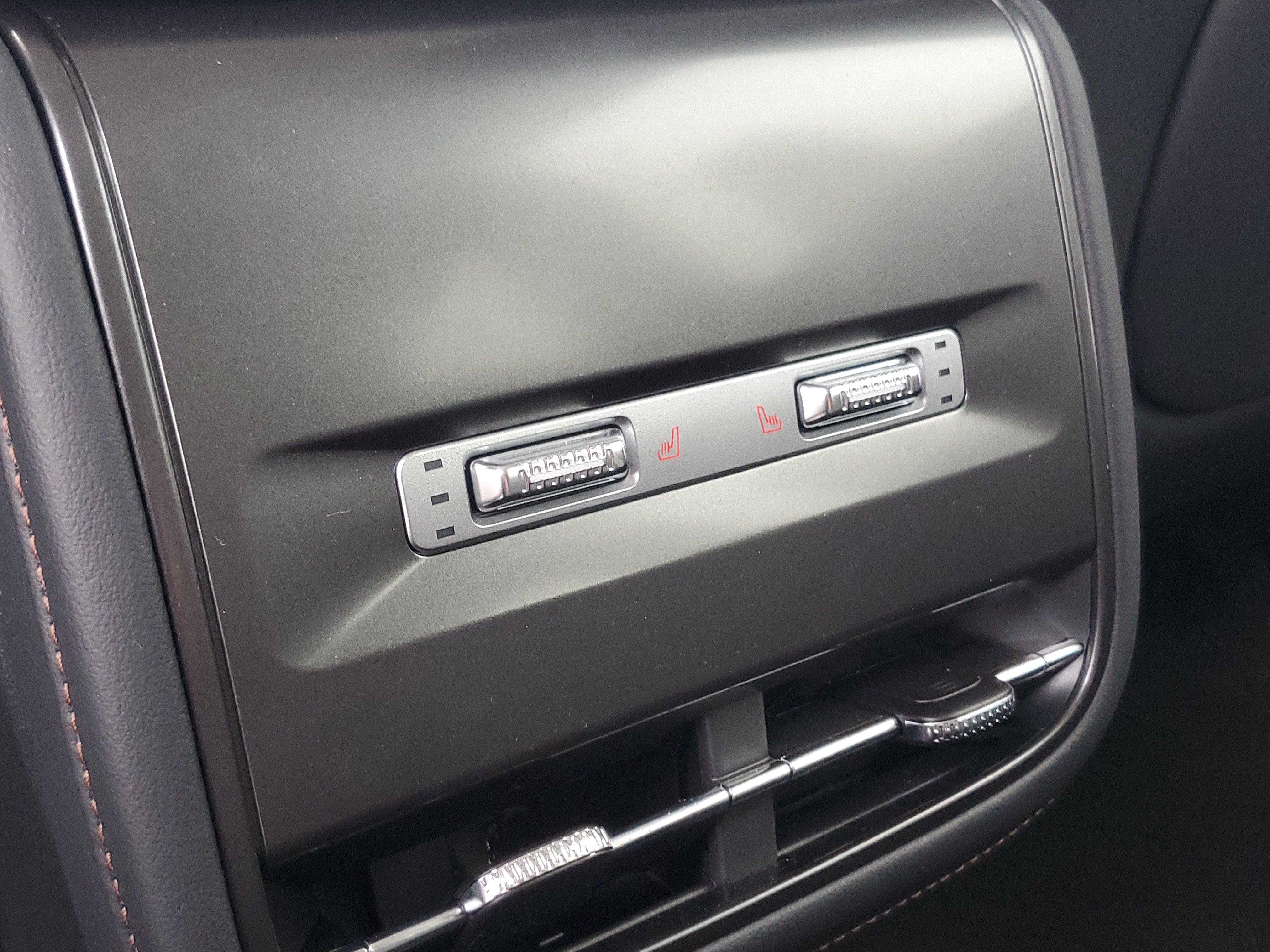 New 2026 Lincoln Nautilus Reserve AWD/4WD image 30