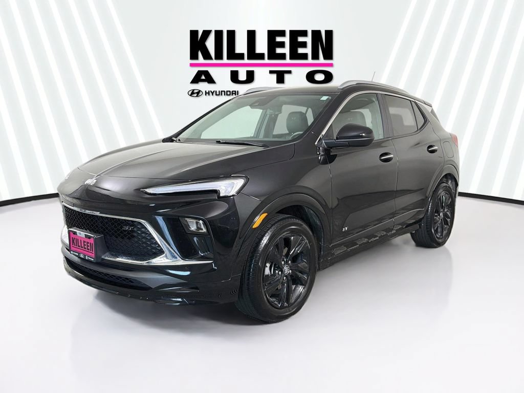 Used 2025 Buick Encore GX Sport Touring FWD image 3