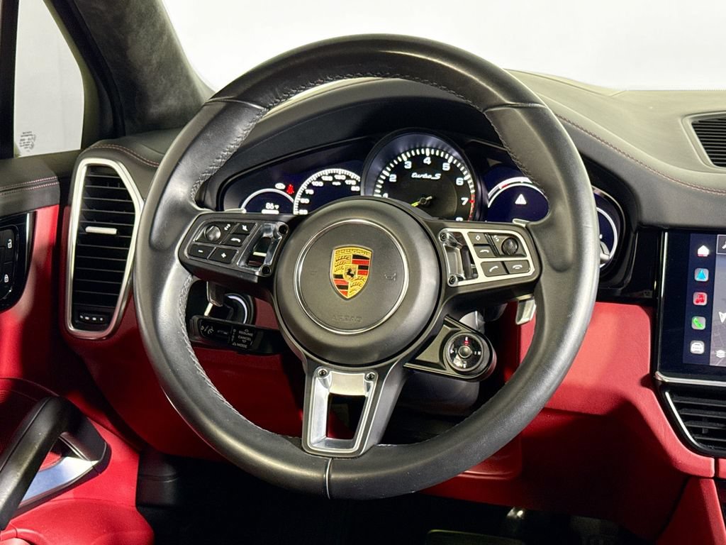Certified 2023 Porsche Cayenne Turbo S AWD/4WD image 12