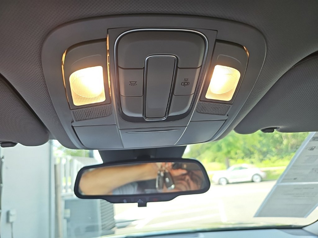 Used 2019 Hyundai Santa Fe SEL FWD image 31