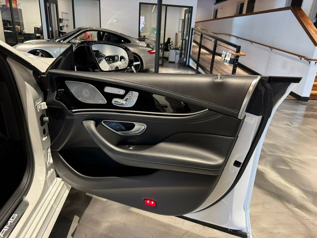 Used 2021 Mercedes-Benz AMG GT 43 w/ Driver Assistance Package image 33