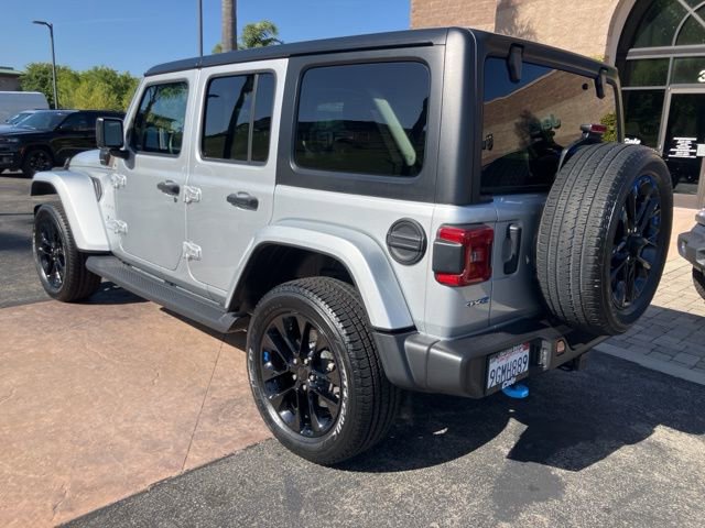 Used 2023 Jeep Wrangler Unlimited Sahara w/ Cold Weather Group image 8