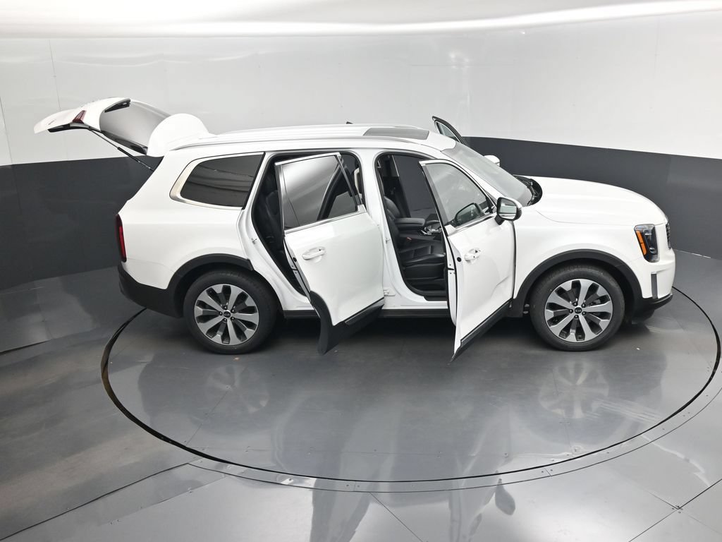 Used 2020 Kia Telluride S AWD/4WD image 18