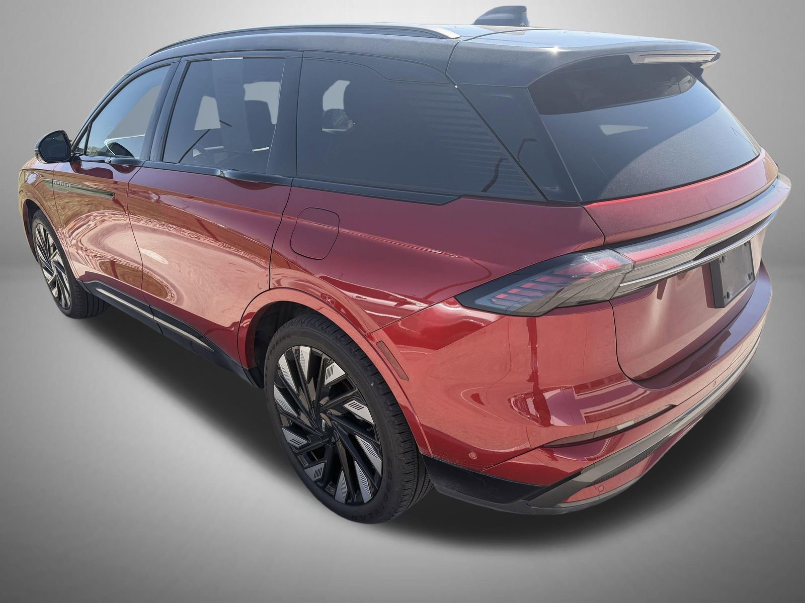 Used 2024 Lincoln Nautilus Reserve w/ Equipment Group 202A image 4