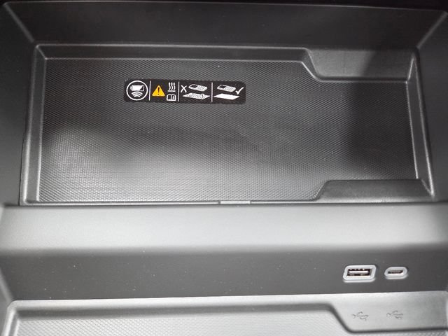 New 2026 Chevrolet Tahoe High Country AWD/4WD image 8