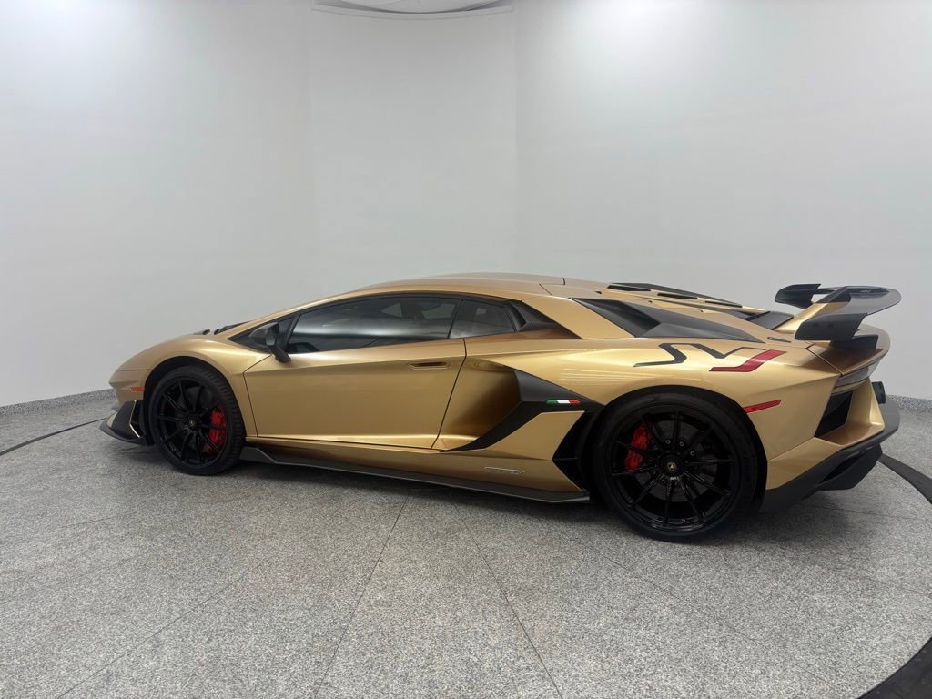 Used 2019 Lamborghini Aventador SVJ image 6