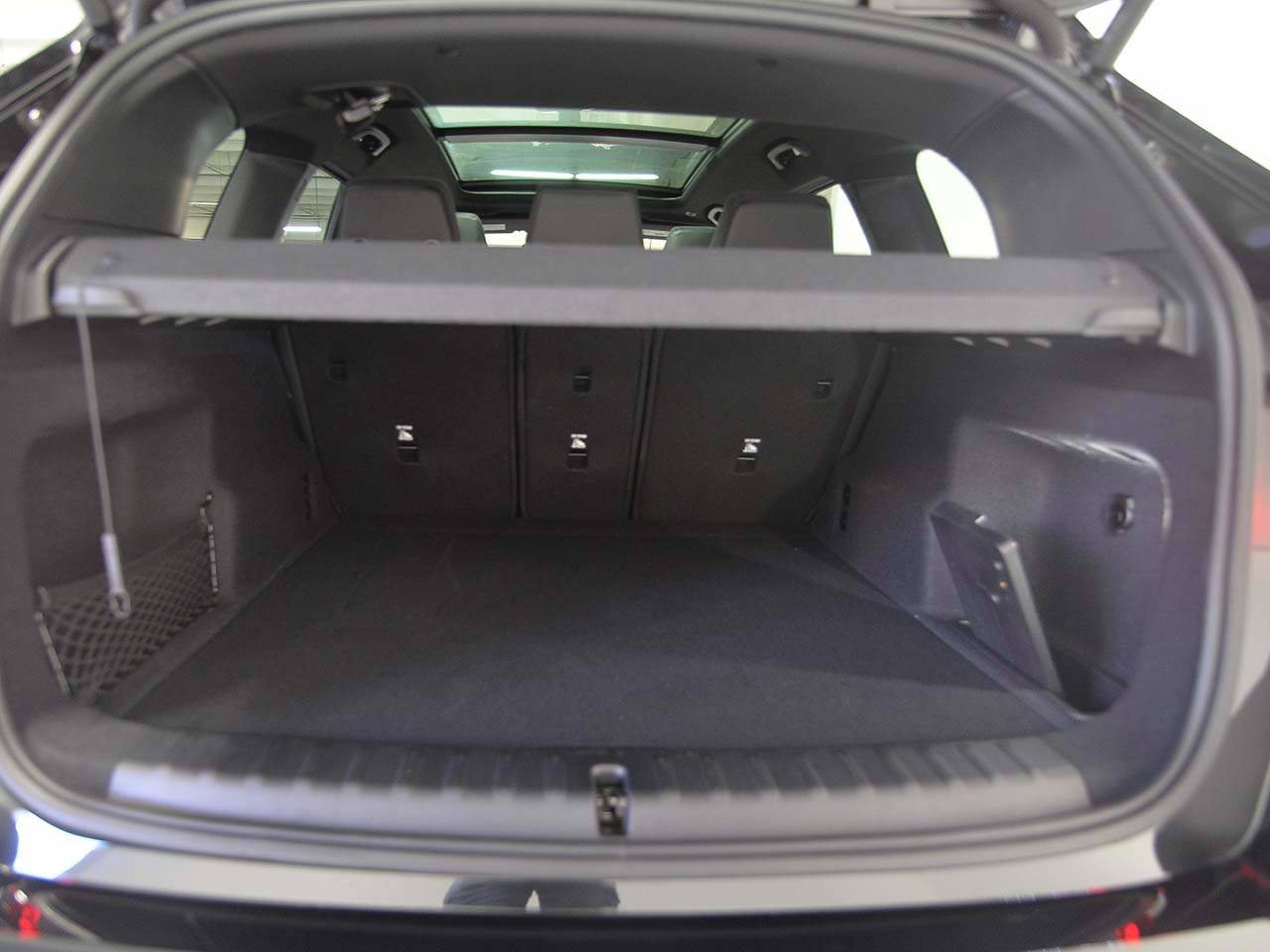 Certified 2025 BMW X1 xDrive28i w/ M Sport Package image 12