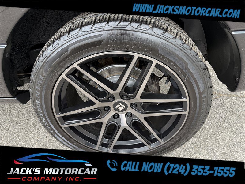 Used 2017 Ford Expedition Limited w/ Equipment Group 301A AWD/4WD image 29