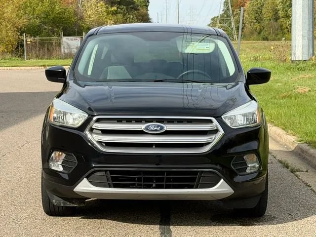 Used 2017 Ford Escape SE w/ SE Cold Weather Package AWD/4WD image 28