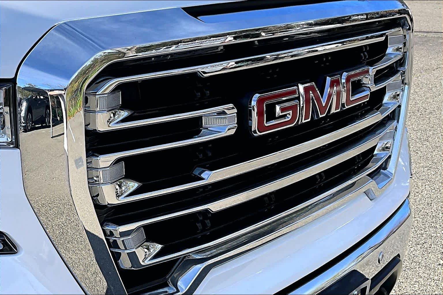 Used 2020 GMC Sierra 1500 SLT w/ SLT Premium Plus Package image 29