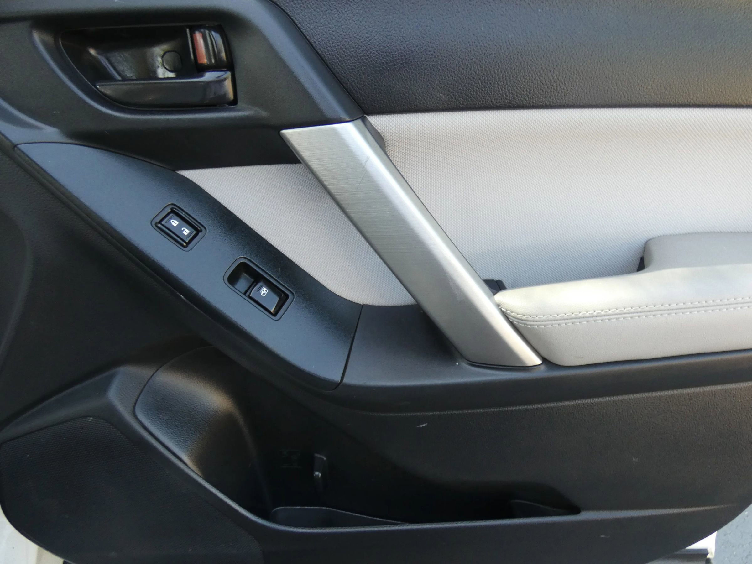 Used 2016 Subaru Forester 2.5i w/ Alloy Wheel Package image 34