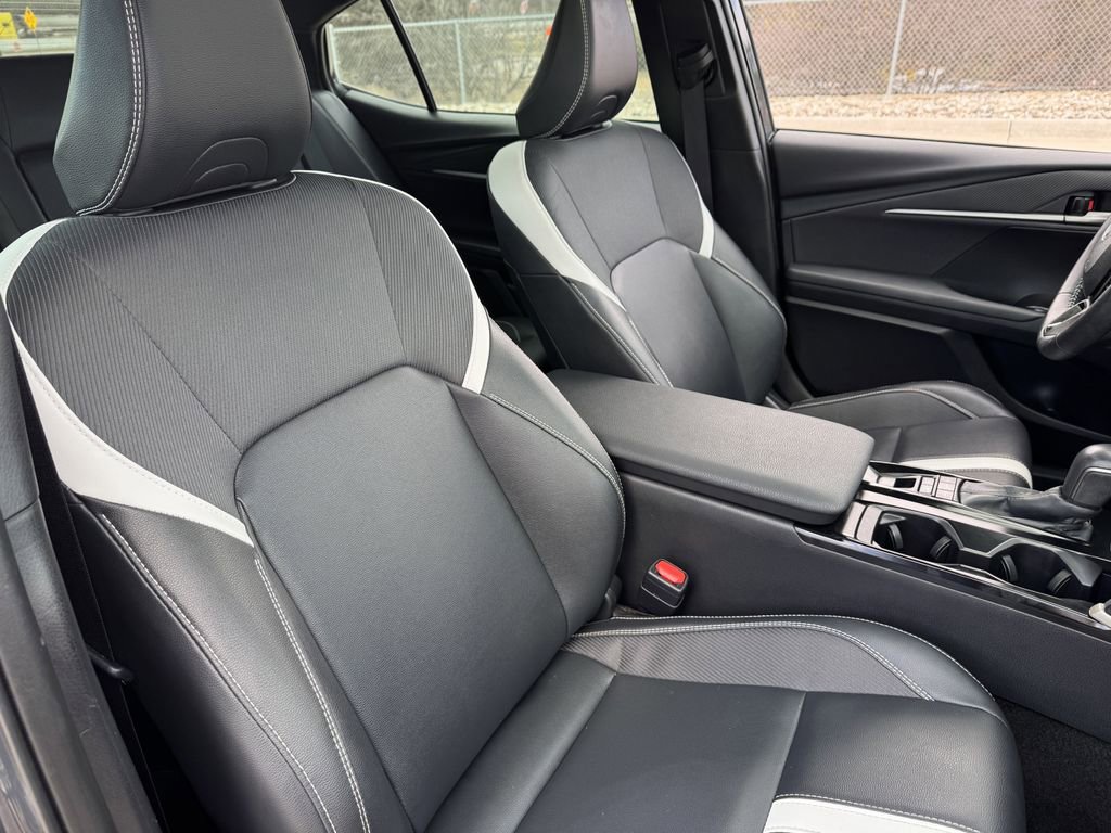 Used 2025 Toyota Camry SE w/ Multimedia Upgrade Package image 29