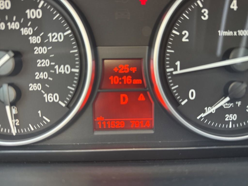 Used 2010 BMW 335i xDrive 335i xDrive image 13