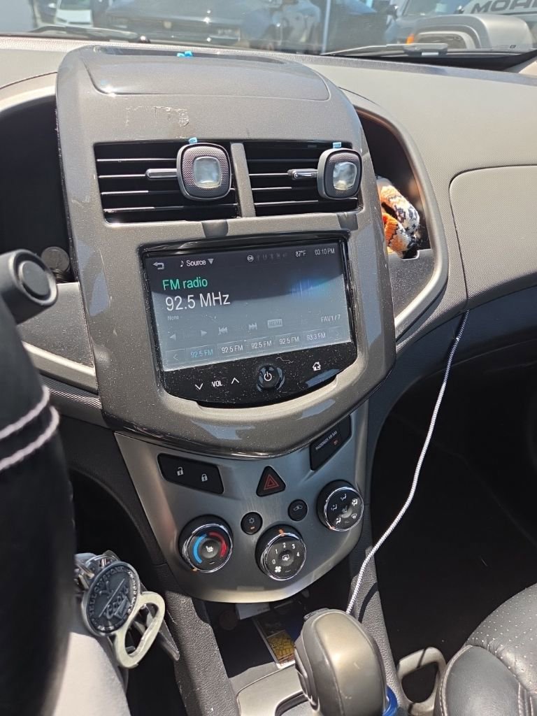 Used 2015 Chevrolet Sonic LTZ FWD image 9