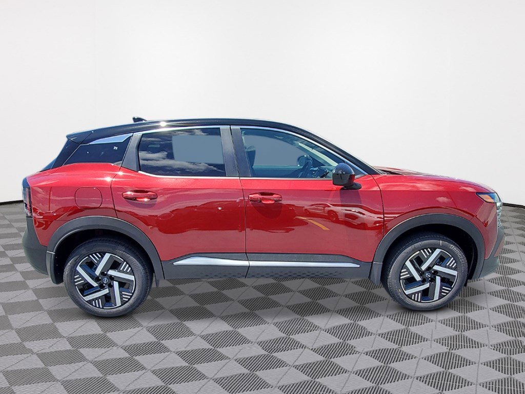 New 2026 Nissan Kicks SV image 2