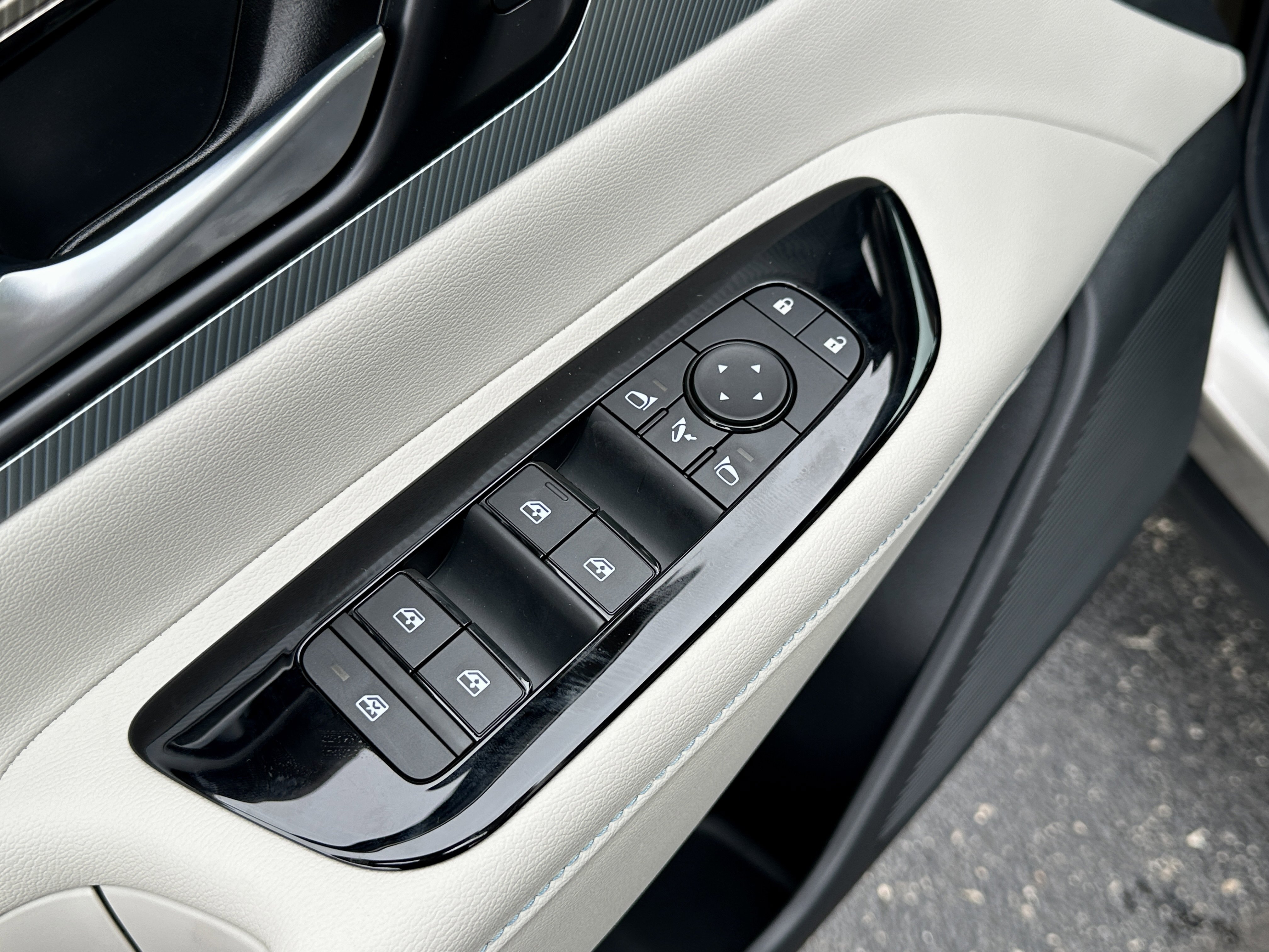 New 2026 Nissan Murano Platinum image 25