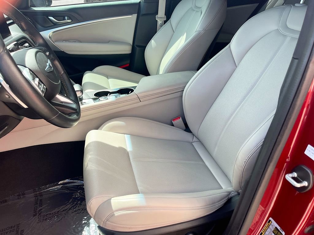 Used 2023 Genesis G70 2.0T AWD/4WD image 22