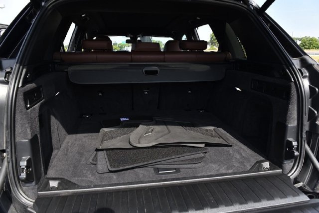 Used 2022 BMW X5 xDrive40i w/ Executive Package AWD/4WD image 25
